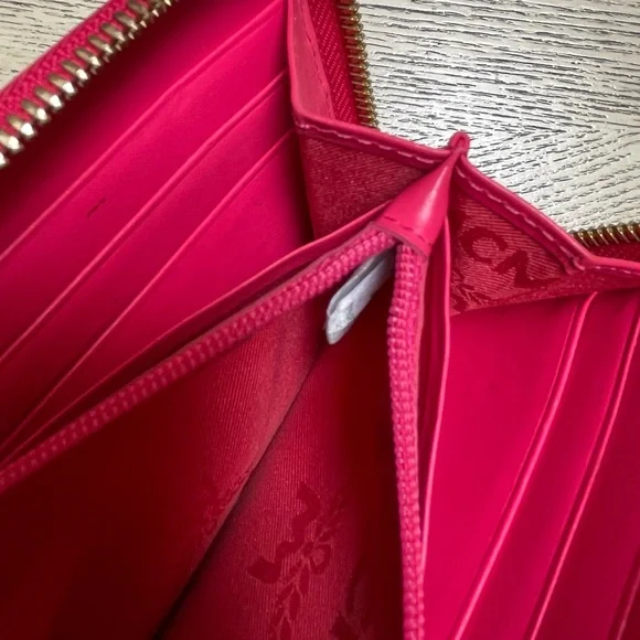 MCM Rose colored Studded Wallet - Picture 4 of 6